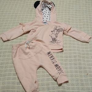 Adorable Disney Minnie Mouse pink matching set